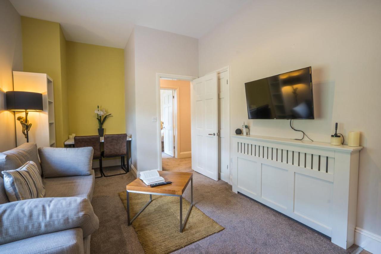 Astor House Apartment Торки Екстериор снимка